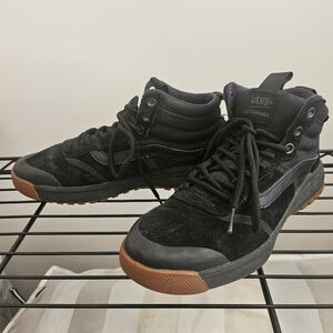 Vans Off the Wall Ultra range Hi top shoe black canvas suede Womens 8.5 Mens 7